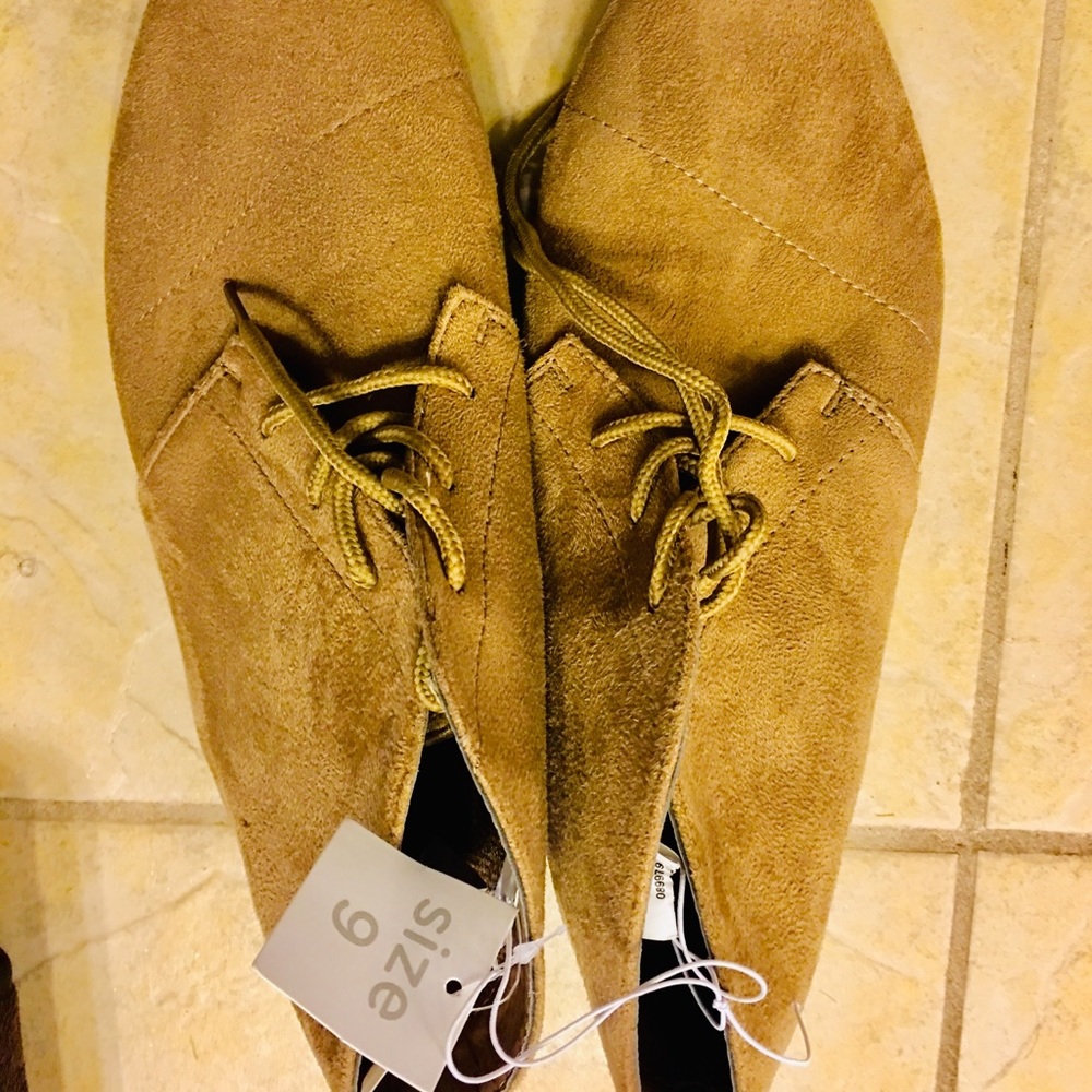 Cute unisex loafers!